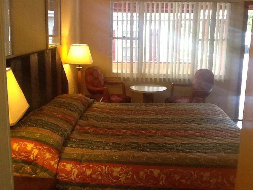 King Hendrick Motel And Suites Lake George Exterior foto